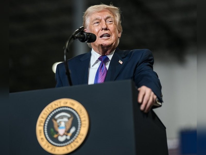 Trump unveils $2 billion mining push