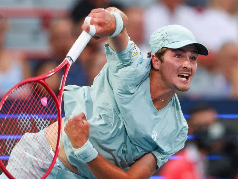 Joao Fonseca recovers in time to beat Casper Ruud, sets quarterfinal showdown with Ben Shelton in Montreal on Friday night. Photo credit: ATP Tour