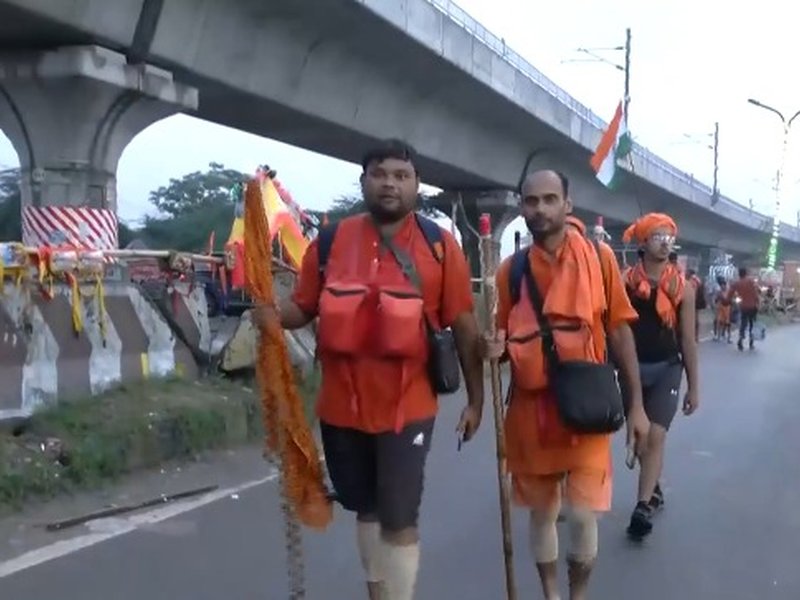 Ghaziabad: Thousands of Kanwariyas gather at ‘Mini Haridwar’; devotees praise arrangements
