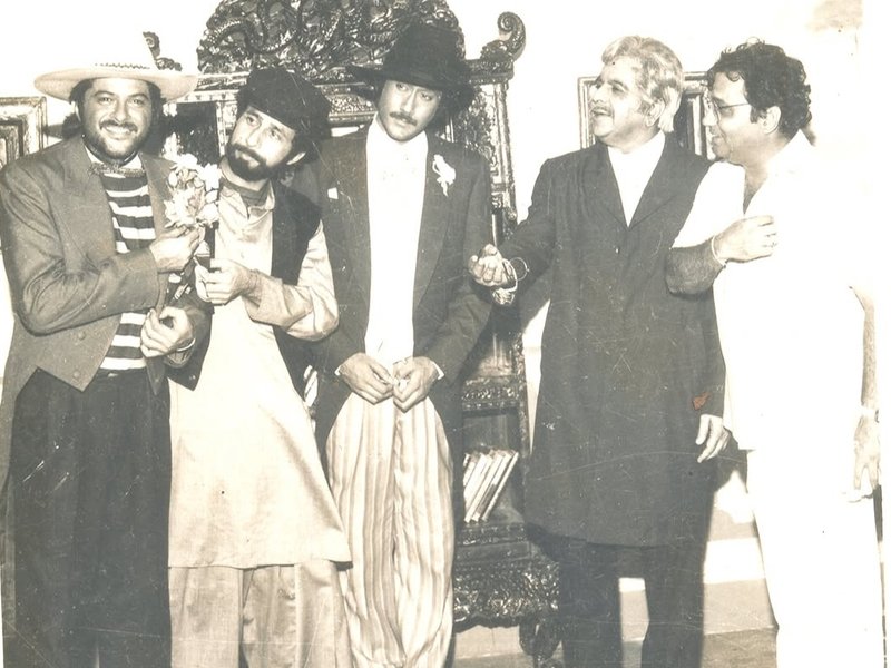 Subhash Ghai shares rare BTS moments from the sets of Dilip Kumar - Nutan starrer 'Karma' on it's 40th anniversary 