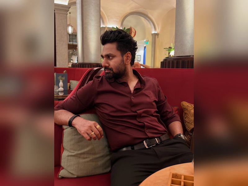Mithoon says his version of 'Tera Mera Rishta' from 'Awarapan 2' is an answer from the Almighty 