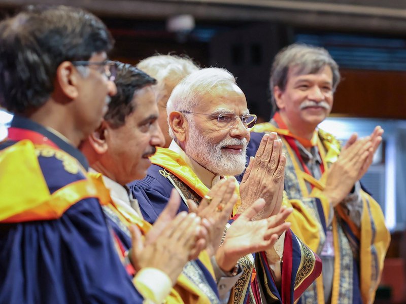 'Seemed like a senior is speaking to us': Delhi IIT gold medallists hail PM Modi's connection with students