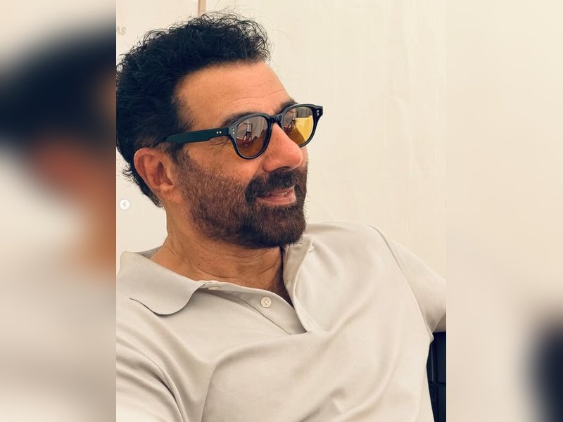 Sunny Deol, Karan Deol visited Partition Museum in Amritsar