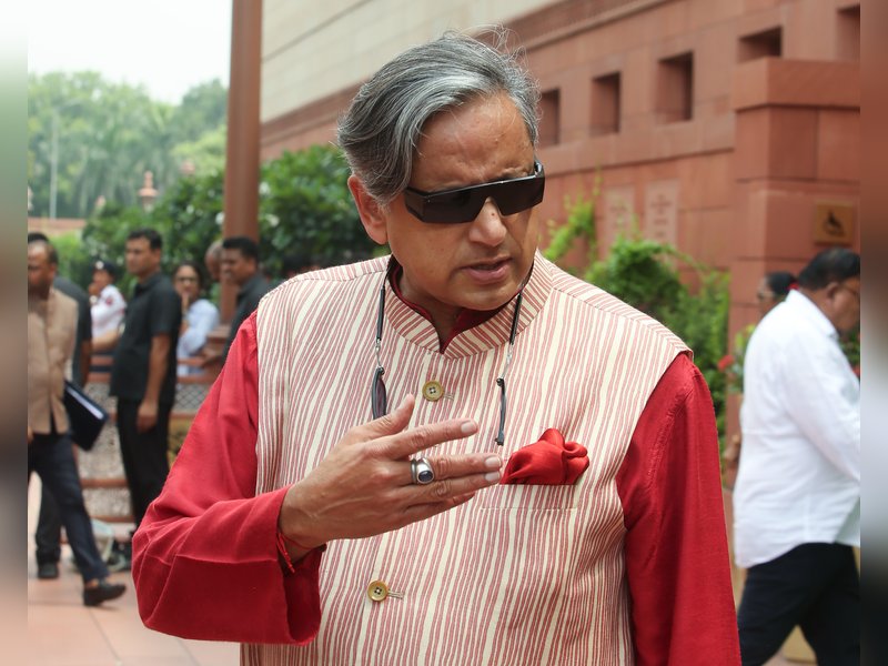 ‘I’m not a travel agent’: Tharoor on Rahul Gandhi’s foreign trip