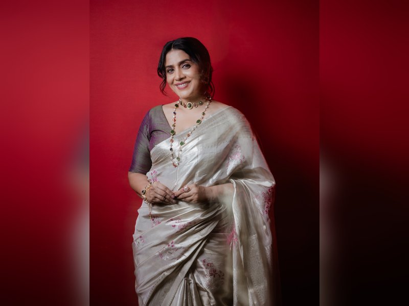 Sonali Kulkarni revisits the script of 'Dil Chahta Hain' after 25 years: Feels like just yesterday