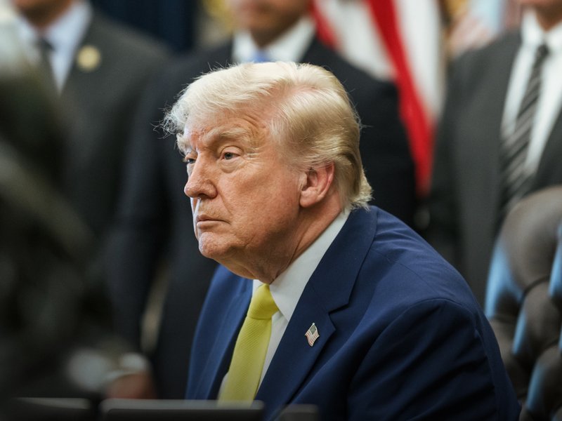 Trump defends splitting childhood vaccines