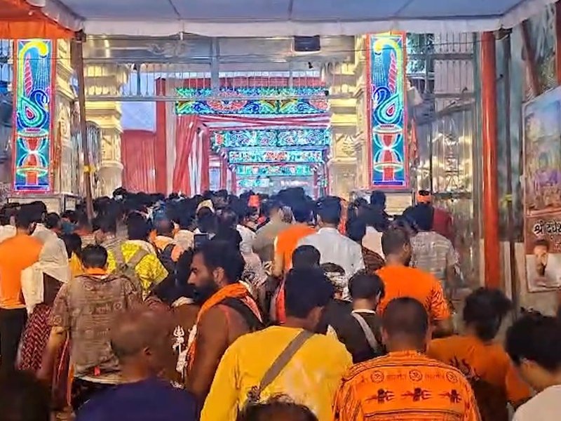 Sawan Shivratri: Thousands gather at Shiva temples, offer prayers with 'Har Har Mahadev' chants