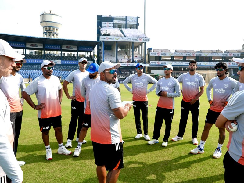 'The spacing between the fielders has to be very fine': T Dilip flags slip-catching challenge for India in Sri Lanka (Credit: Instagram/T. Dilip)