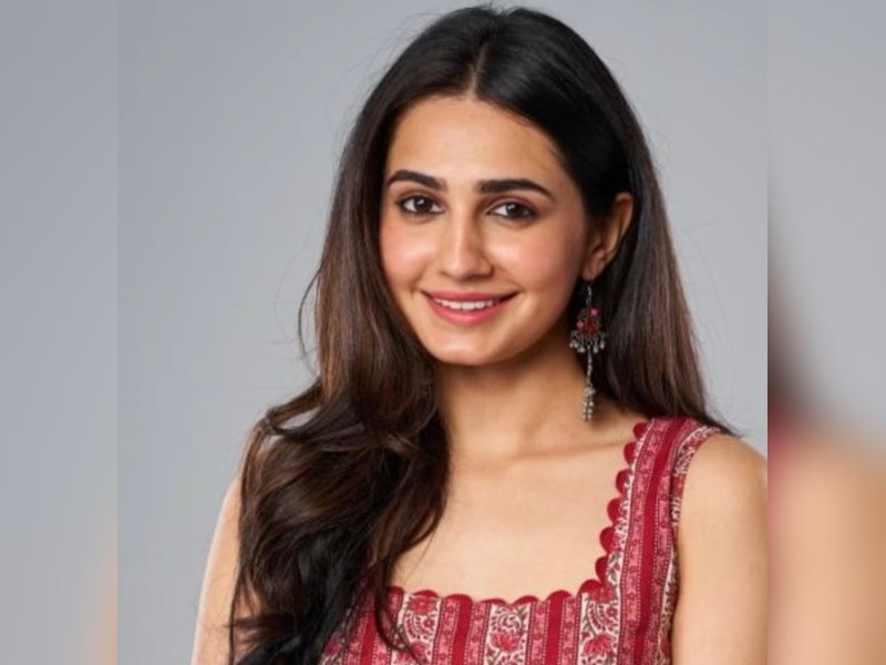 Vedika Pinto on working with Vikrant Massey: ‘He made me feel completely comfortable and safe’