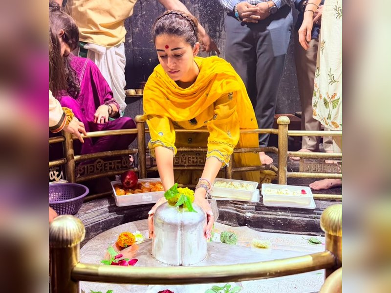 Ananya Panday offers prayers at Bhimashankar Jyotirlinga on Sawan Shivratri