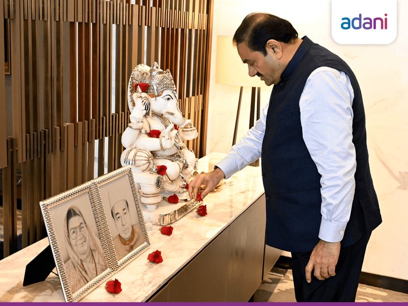 Gautam Adani takes blessings from God, parents; thanks all who stood by him during tough times