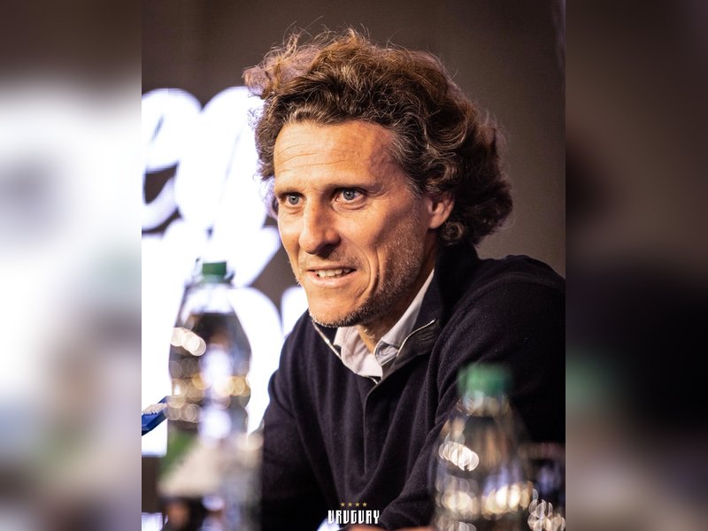 Diego Forlan expects short tenure as Uruguay manager