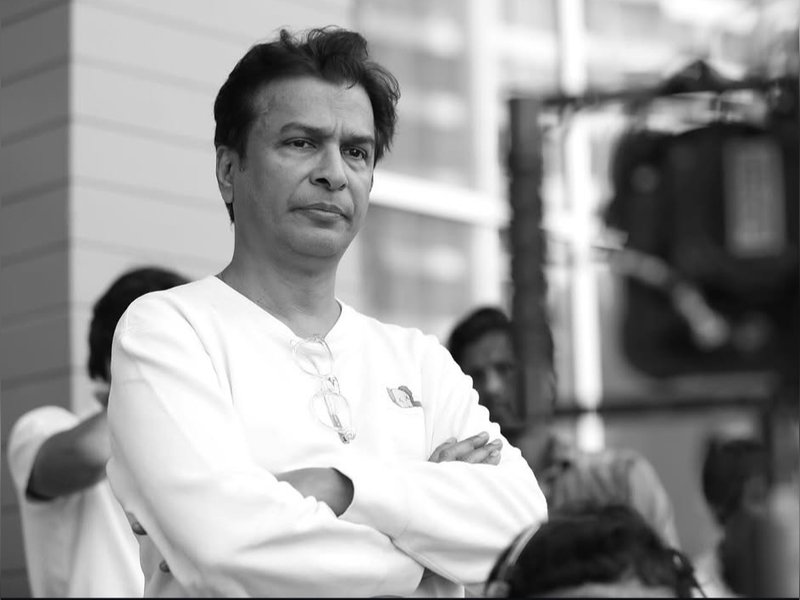 Vikram Phadnis gets emotional as he remembers late father on his death anniversary