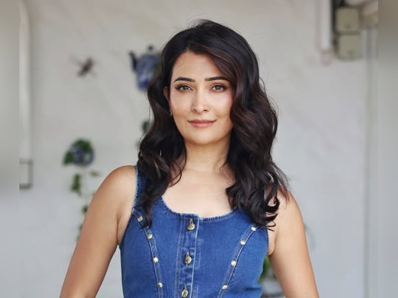 Radhika Pandit calls Yash her ‘favourite YES’ as they mark 10 years of engagement 