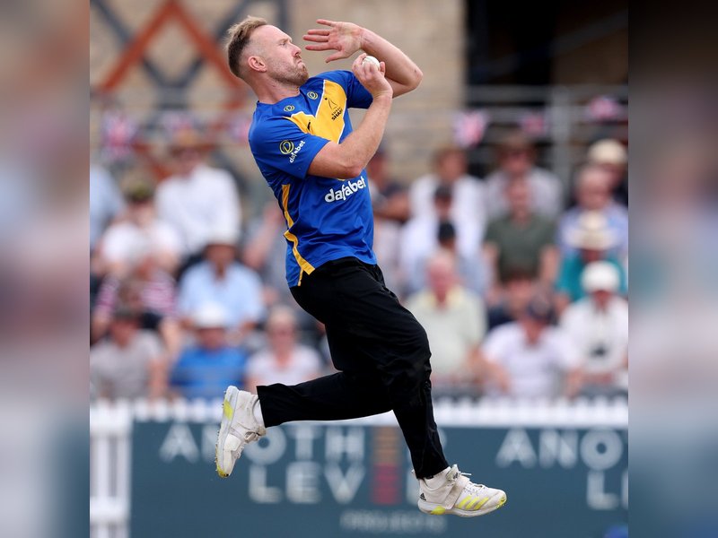Sussex all-rounder Danny Lamb calls time on career at 30 after neck injury