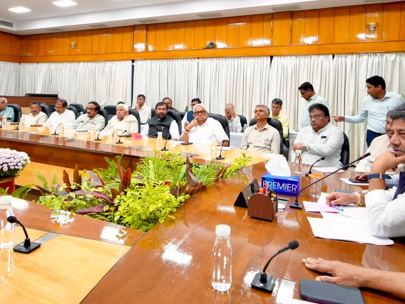 K’taka govt allocates portfolios; Shivakumar retains BDA, BMRDA (Photo: IANS)
