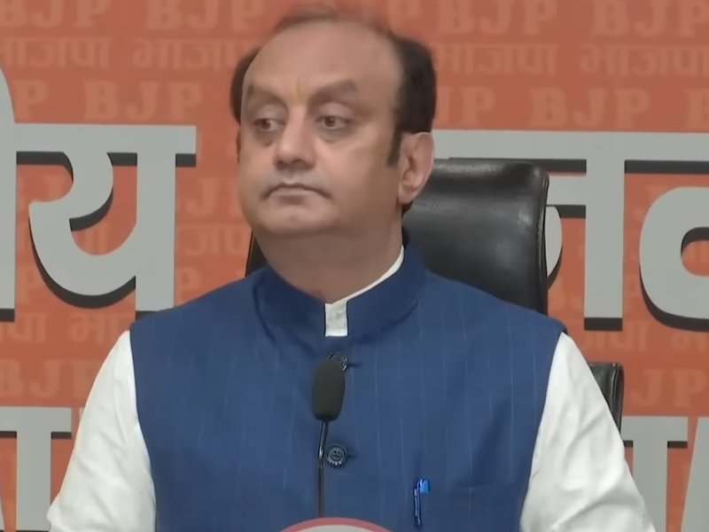 तरुण तेजपाल को अवार्ड देने वाली कांग्रेस अब चुप क्यों : सुधांशु त्रिवेदी 