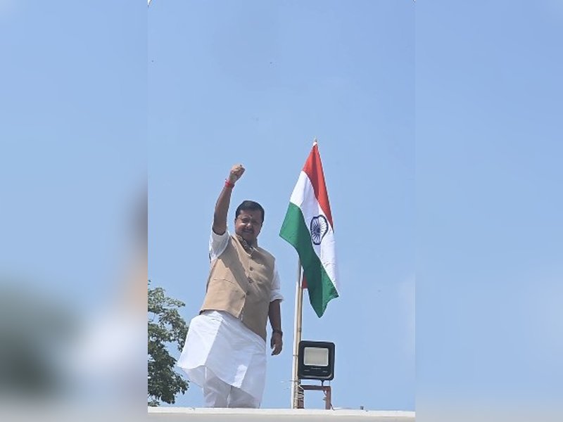 BJP chief Nitin Nabin hoists Tricolour at Delhi residence, urge others to join campaign