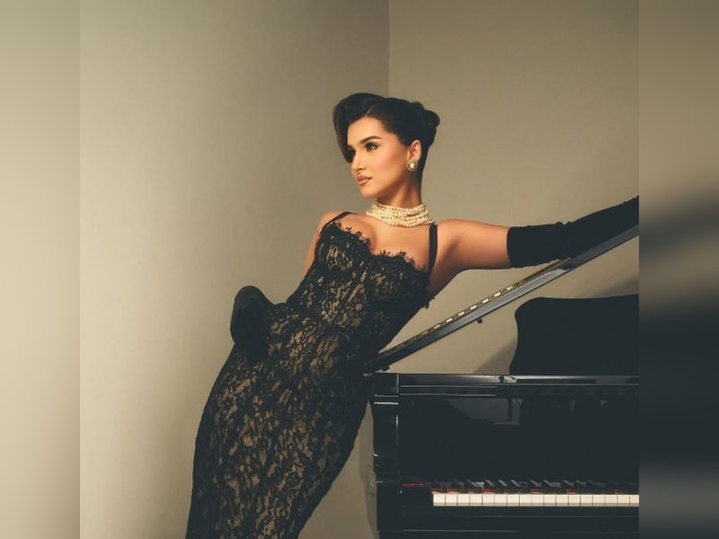 Tara Sutaria says she’s ‘stuck in the 50s’ and never wants to leave