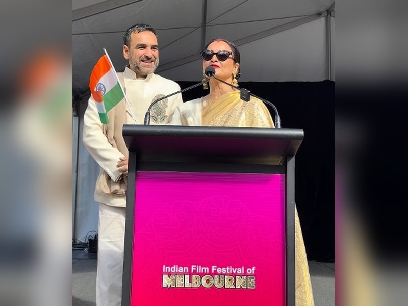 Rekha turns English teacher to Pankaj Tripathi in Melbourne