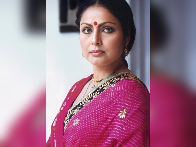 Jackie Shroff wishes Rakhee Gulzar on her 79th birthday