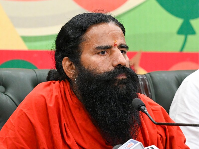 भारत 145 करोड़ भारतीयों का, राजनीतिक पार्टियों का नहीं: बाबा रामदेव
