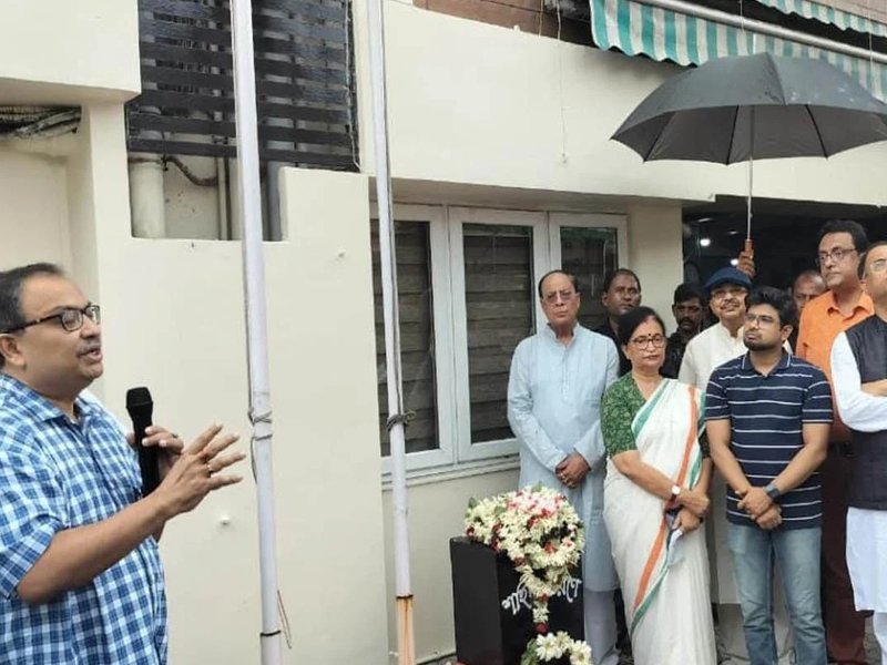 Trinamool MLA Kunal Ghosh’s Independence Day appearance at rebel camp sparks speculation