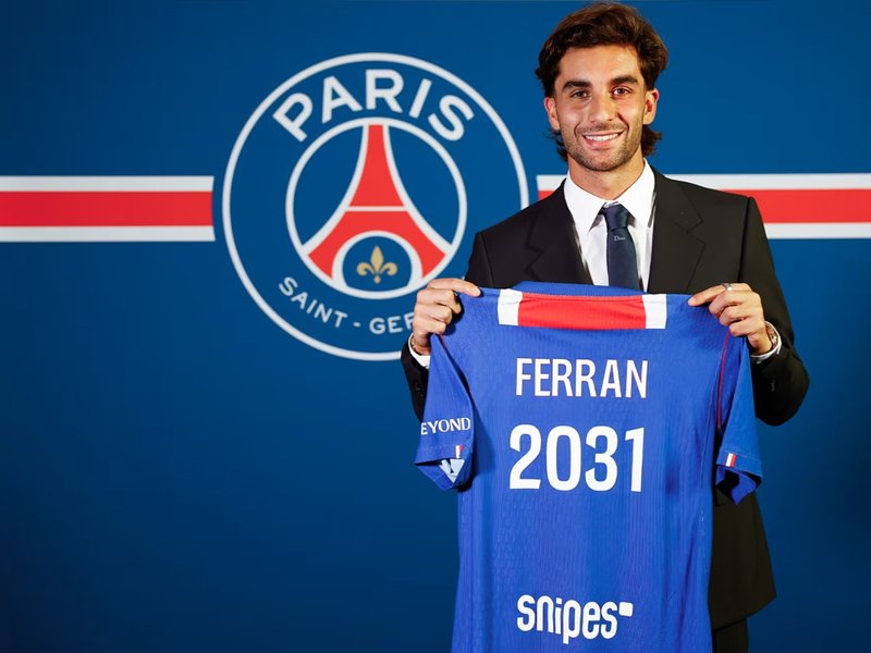 FIFA WC final hero Ferran Torres joins PSG from FC Barcelona (Credit: PSG)