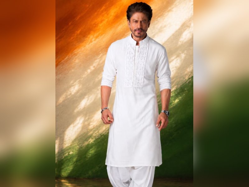 SRK celebrates 80th Independence Day: Proud to be an Indian and love being one