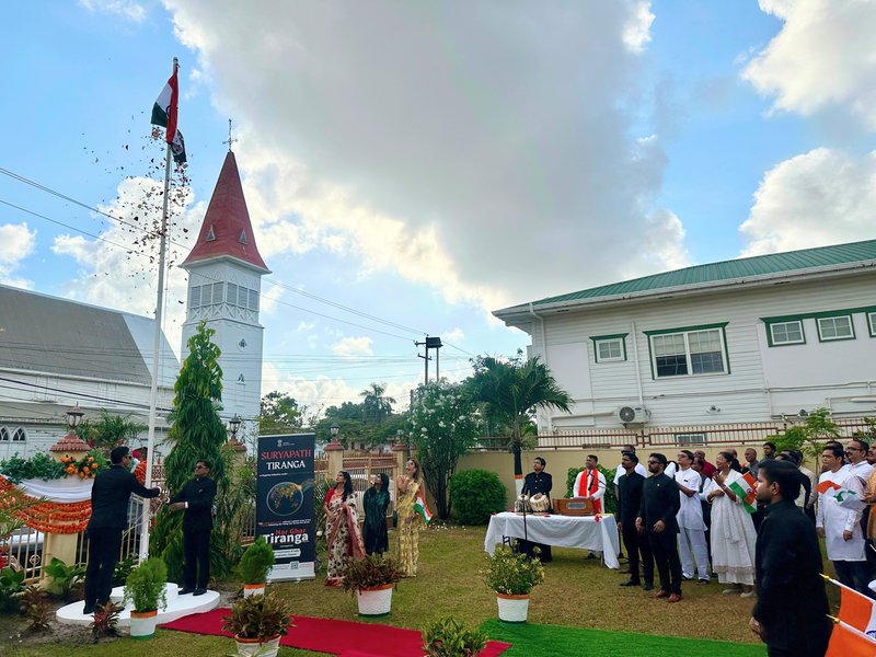 Vande Mataram resonates across world during Suryapath Tiranga's global relay  
