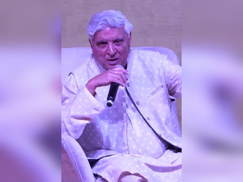 Javed Akhtar lashes out against Pak President Zardari: Always been insensitive to all under the sun
