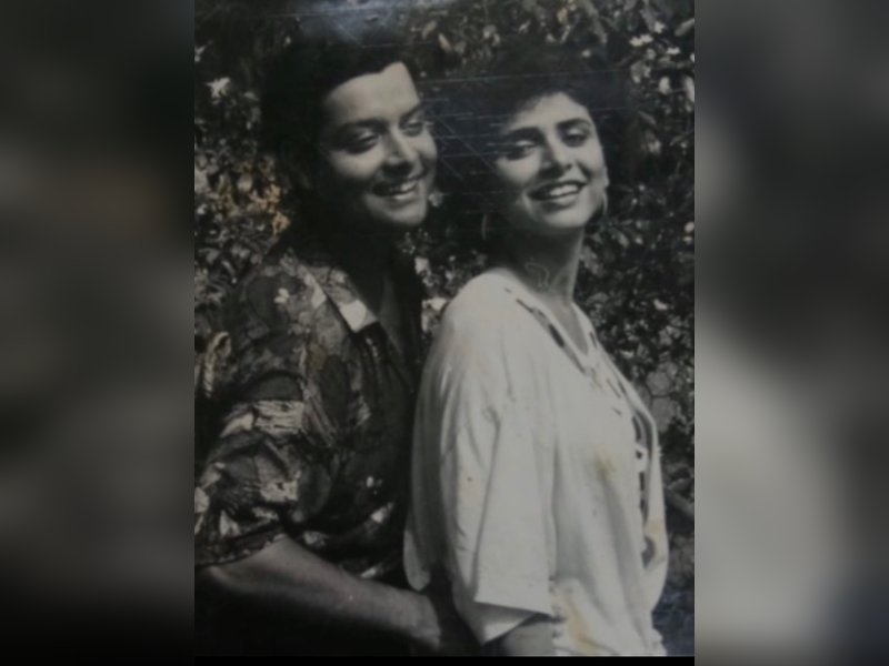 Sachin Pilgaonkar sings 'Aye Meri Zohra Zabeen' for wife Supriya Pilgaonkar on her birthday