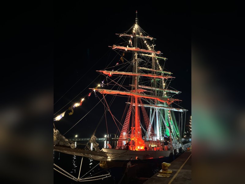 Indian Naval Ships reflect India’s maritime presence at ports overseas on Independence Day: Navy