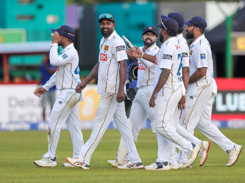 1st Test: Sri Lanka bowled out for 462 on Day 3