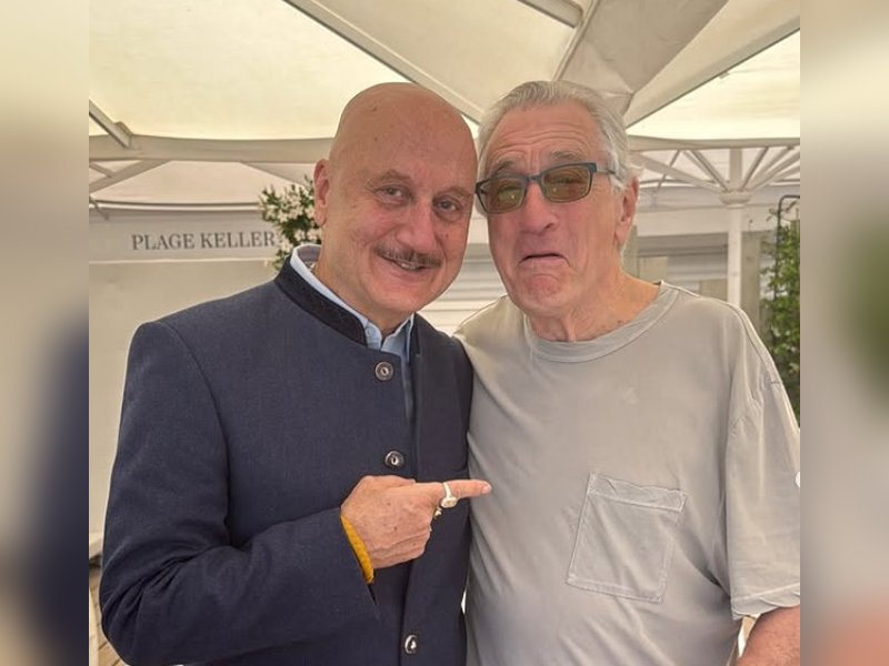 Anupam Kher recalls writing about Robert De Niro in his final year of drama school