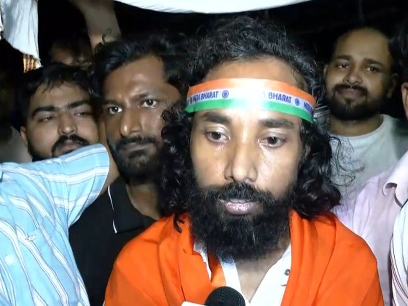 Students end hunger strike as Jharkhand govt cancels JSSC-CGL, TDPL Exams; agitation continues over CBI probe