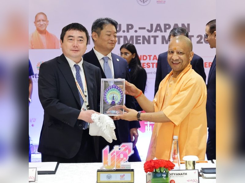 प्रमुख सीईओ के साथ राउंड टेबल मीटिंग में बोले सीएम योगी- यूपी में निवेश करें, हर स्तर पर मिलेगा पूरा सहयोग