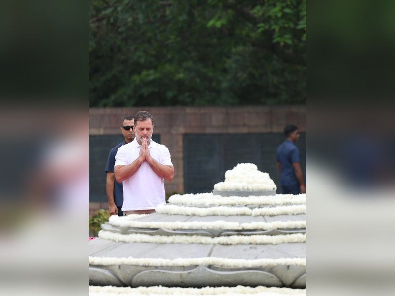 Resolve to build India of your dreams will continue to guide me: LoP on Rajiv Gandhi's birth anniversary