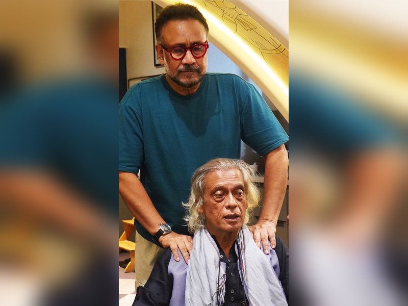 Sudhir Mishra says his new film starring Manoj Bajpayee sheds light on 21 days in life of Mahatma Gandhi during independence