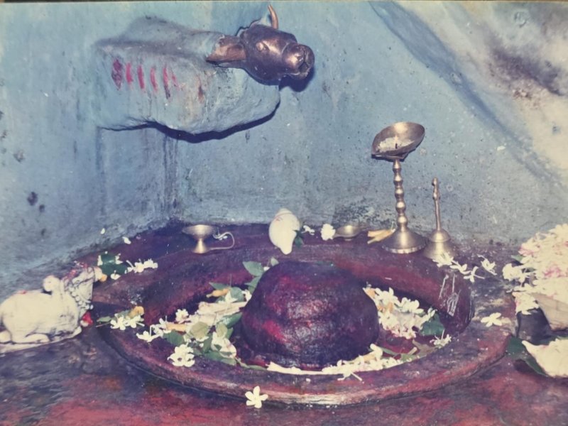 त्रिकूट पर्वत की गुफा में विराजते हैं त्रिकुटेश्वर महादेव, प्रकृति करती है शिव का अनवरत जलाभिषेक