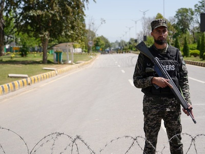ISI builds 24/7 social media network to recruit, honey trap and target Indians
