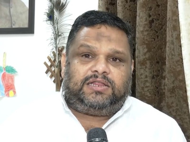 विदिशा: गणेश मंदिर से सरकारी रेलिंग चोरी, प्रियंक कानूनगो ने पुलिस पर उठाए सवाल