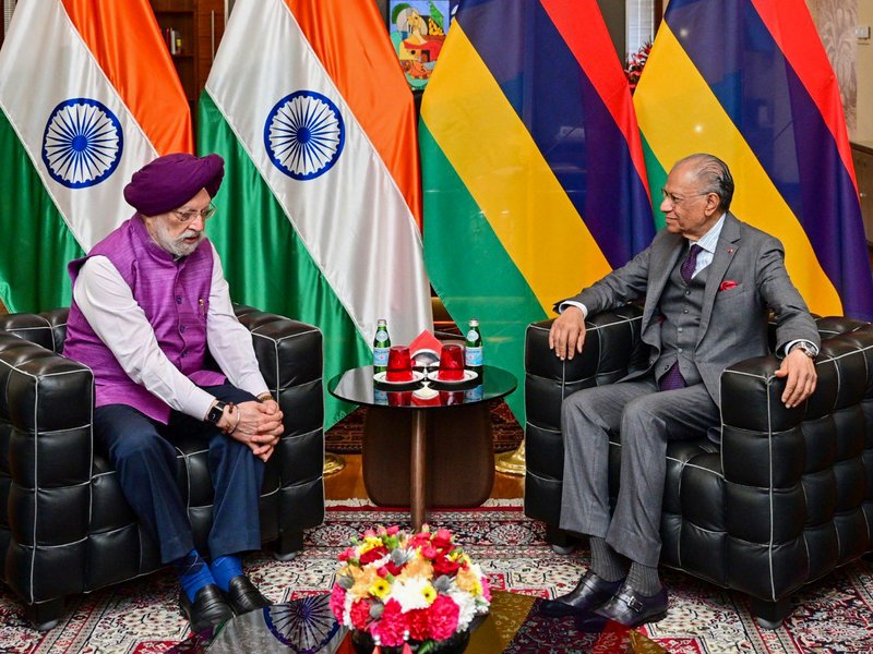 India expanding oil refining capacity to 300 MMTPA amid global uncertainty: Hardeep Puri