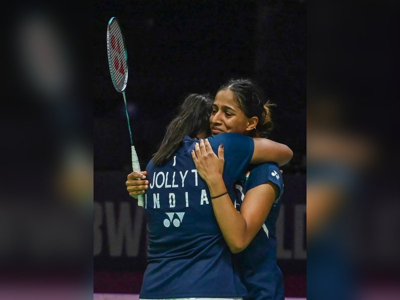 BWF World C'ships: Treesa-Gayatri stuns world No. 4 Chinese to secure India's first women's doubles medal since 2011