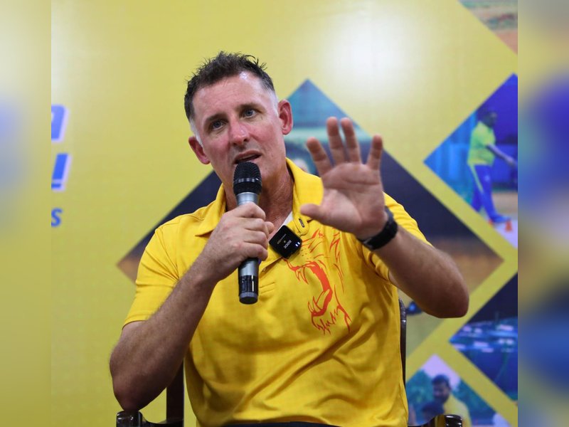 Hussey considers taking up England batting coach role after approach from Fleming
