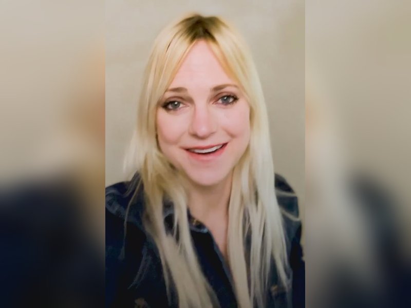 Anna Faris reveals she has quite drinking for mental health