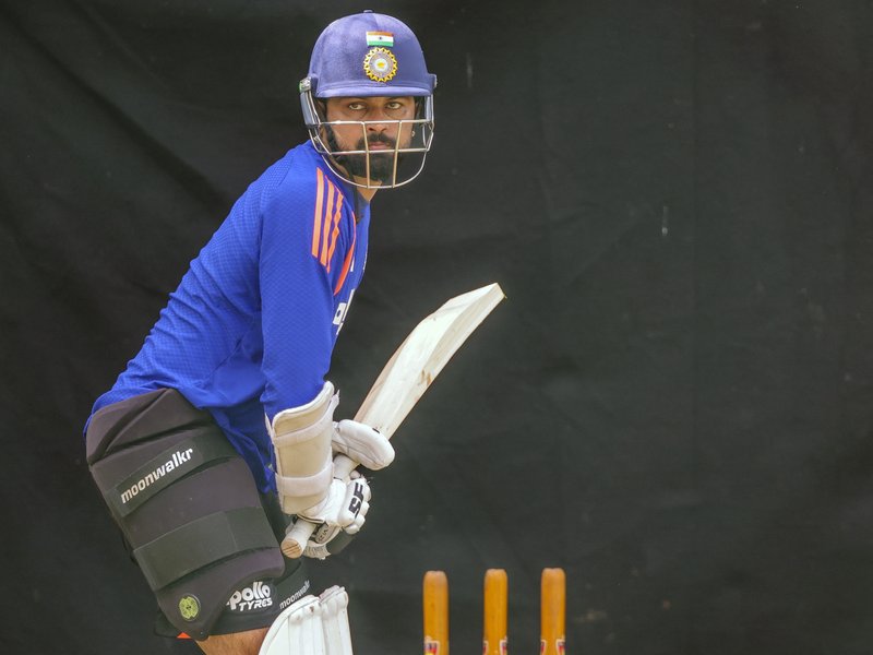 2nd Test: Saransh Jain replaces Kuldeep as India elect to bat against SL
