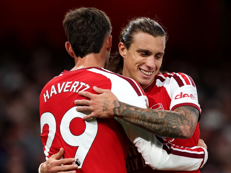Premier League: Arsenal launch title defence with easy 3-0 win over Coventry City 