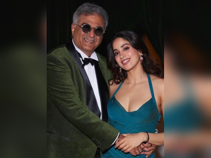 Boney Kapoor shares ‘last few weeks’ of his signature looks with daughter Janhvi Kapoor