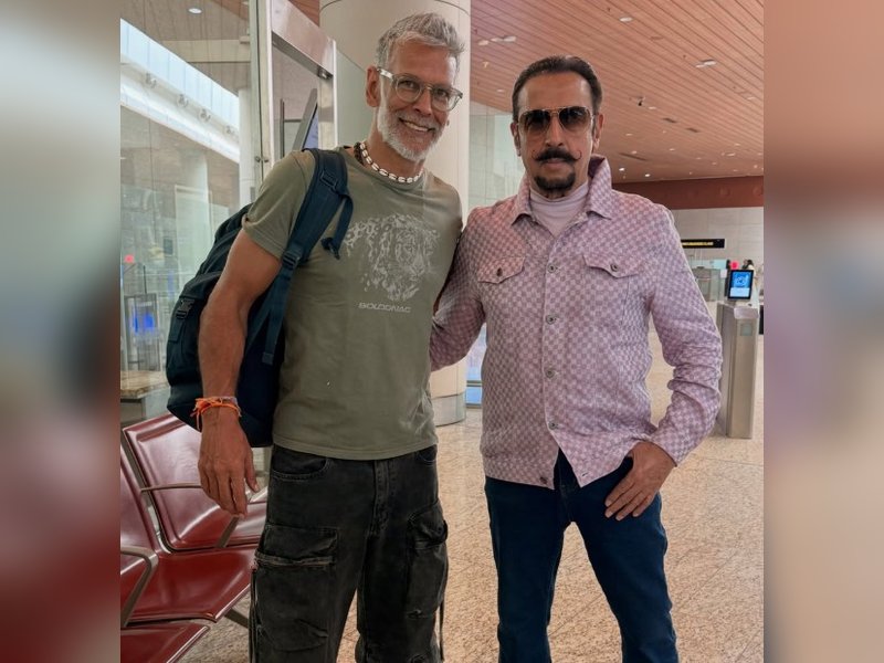 Milind Soman runs into Gulshan Grover at the airport: Sabka dost kaun? 